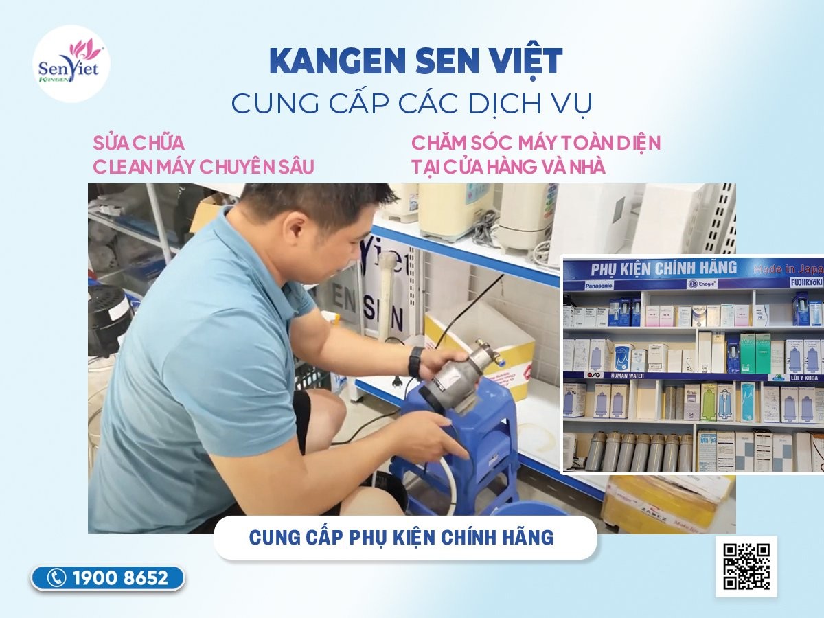 Kỹ thuật viên Kangen Sen Việt đang tiến hành kiểm tra máy 